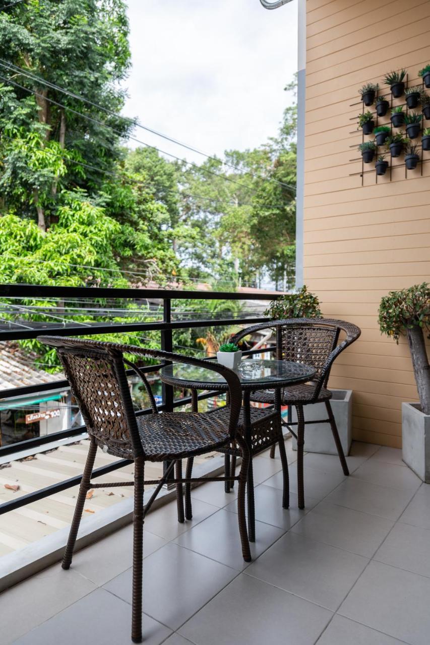 Albergue Samed Big Whale Rayong Exterior foto